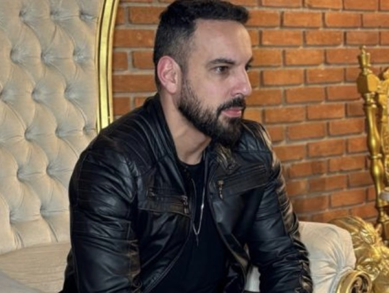 Denis Marques une rock, worship e adoração em nova fase da música gospel